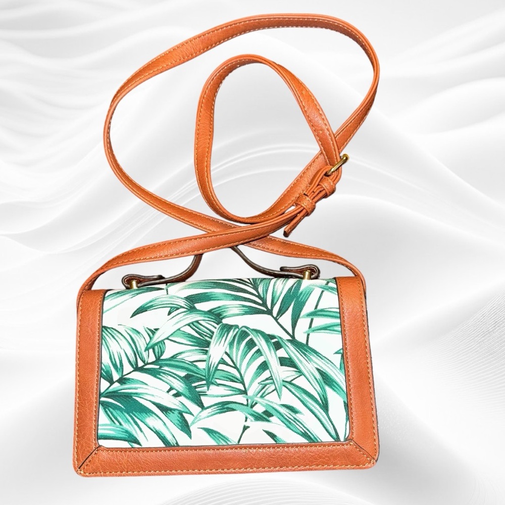 Enzo‎ Angiolini Crossbody small purse Green Palm Leaves